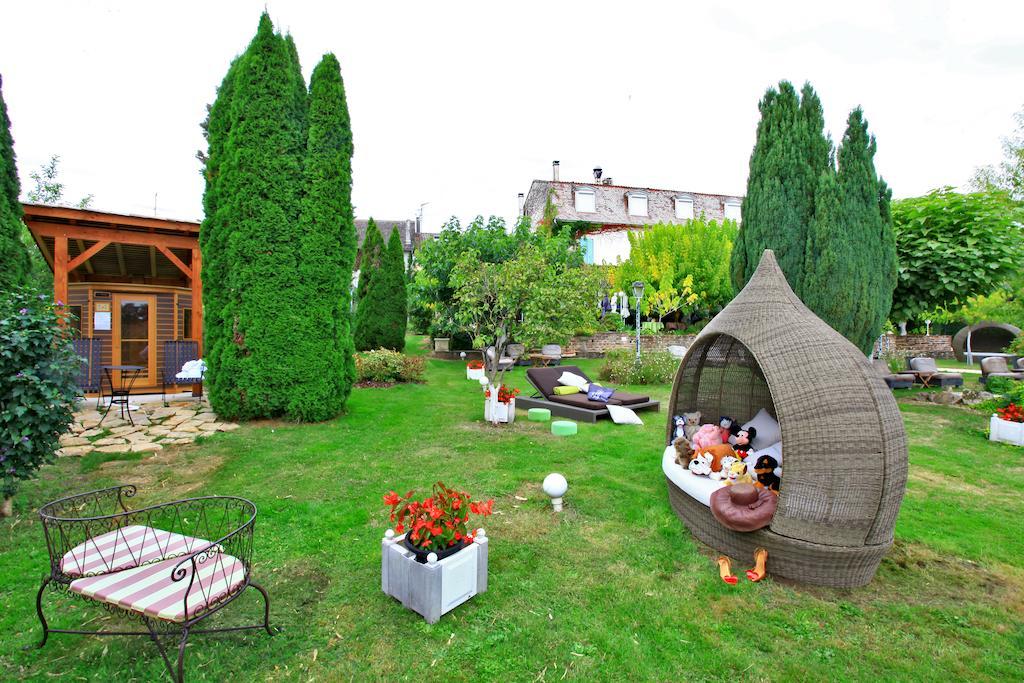 Hotel Logis Saint-jacques Saint-Saud-Lacoussiere